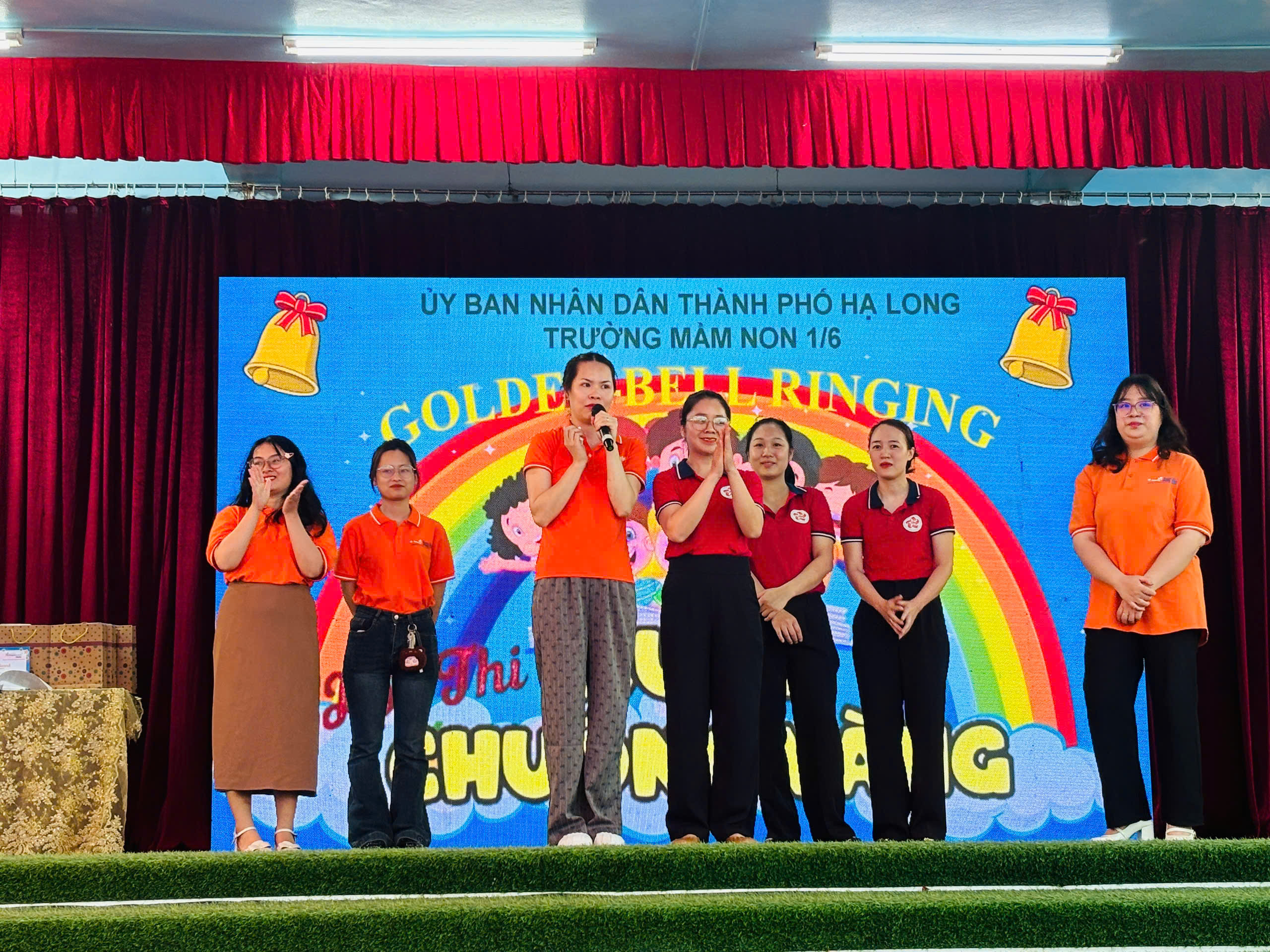 Xin chúc mừng tất cả các thí sinh đã được quay lại vòng thi tiếp theo dưới sự cứu trợ từ những bàn tay vàng của các cô giáo.