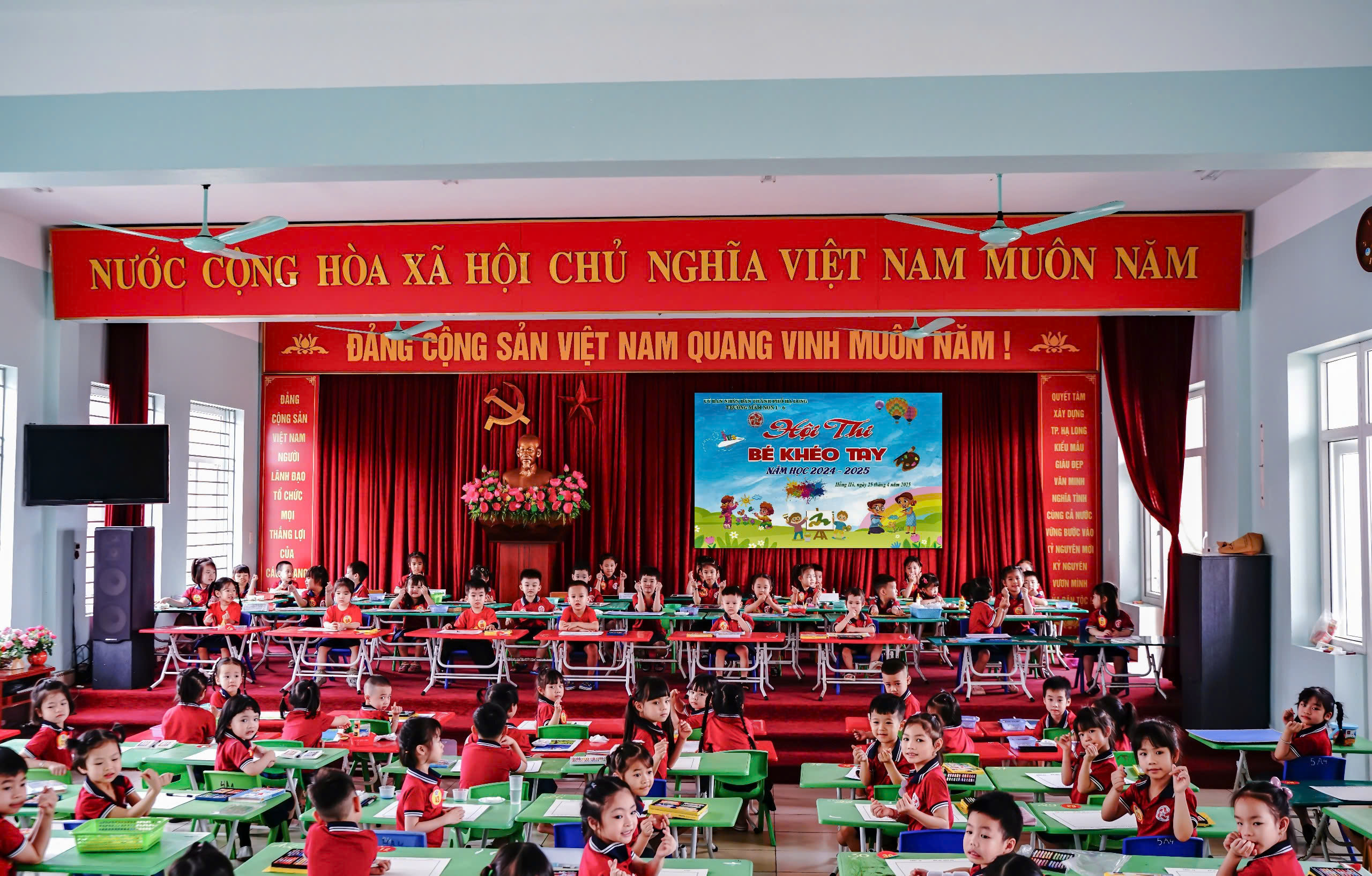 Hội thi "Bé Khéo Tay" của trường mầm non 1-6.