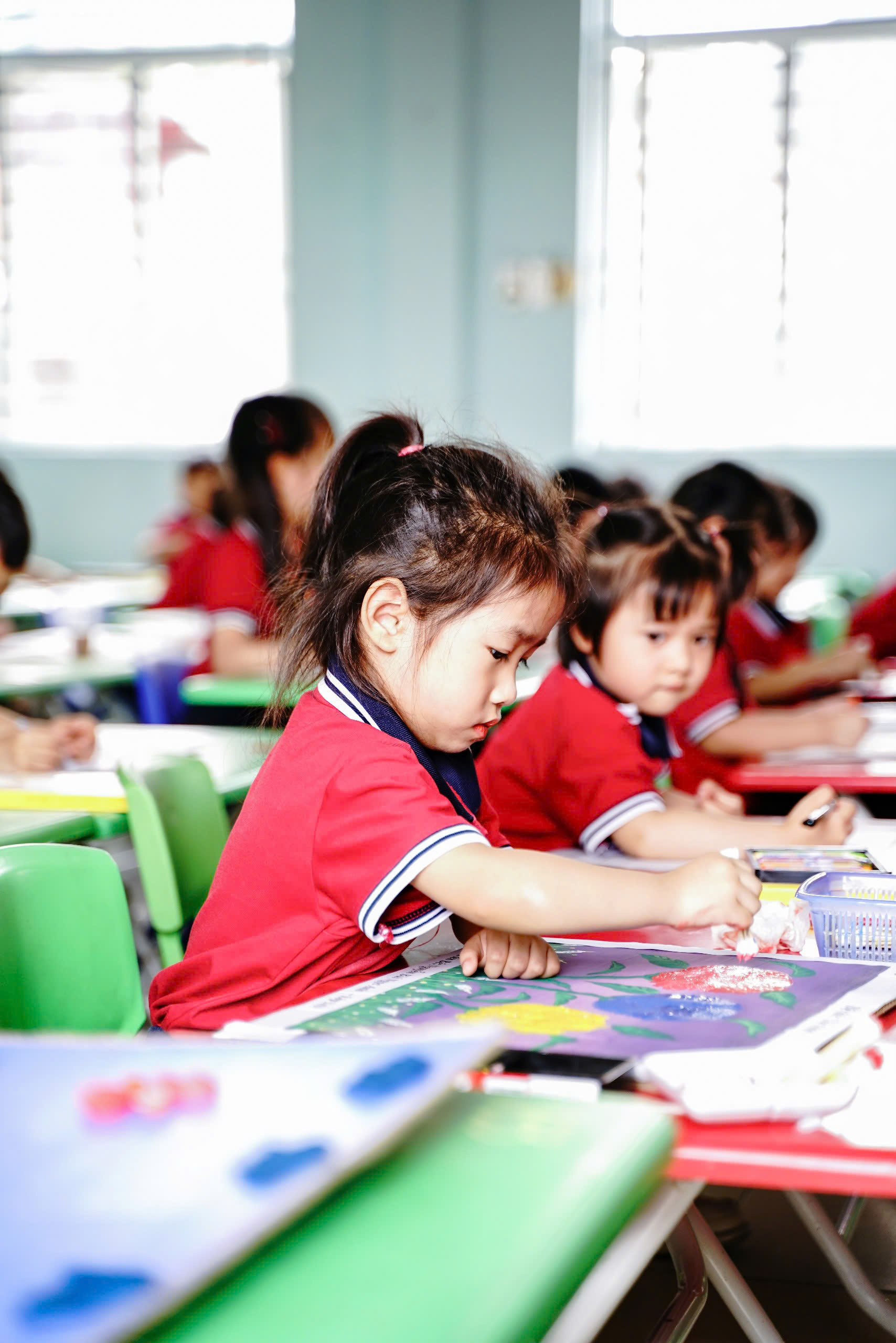 Bạn thì đang tạo ra những bông hoa cẩm tú cầu xinh đẹp